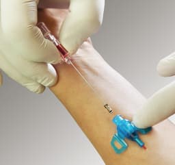 Introcan Safety® 3-in arm